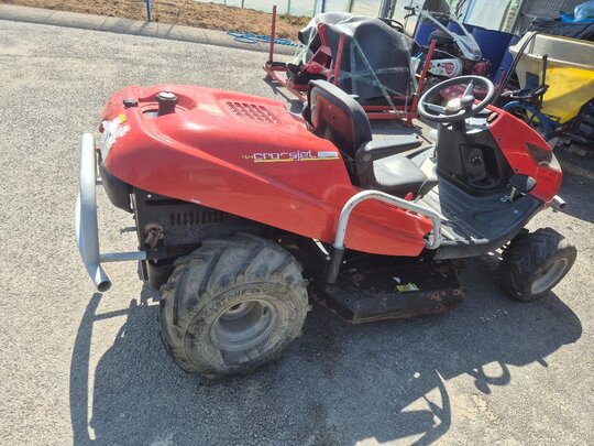 한성티앤아이, 쌔코 승용제초기4WD HTI-R950-4WD 앞좌측면