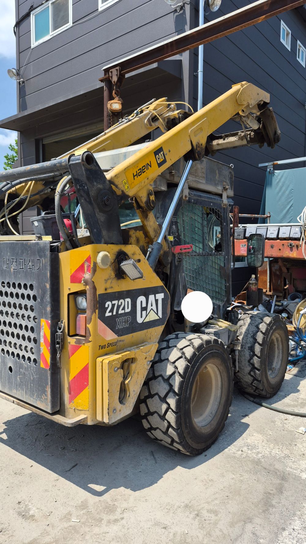  Skid steer loader CAT272DXH  뒤우측면