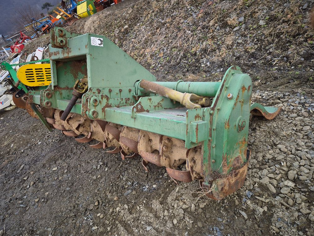  Rotavator WR2600 (경폭260cm) 뒤우측면