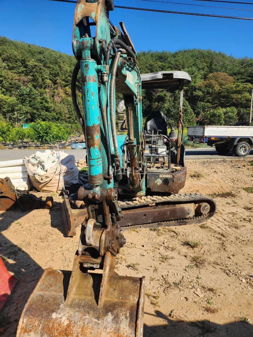  Excavator SK30SR (3.2톤) 뒤우측면