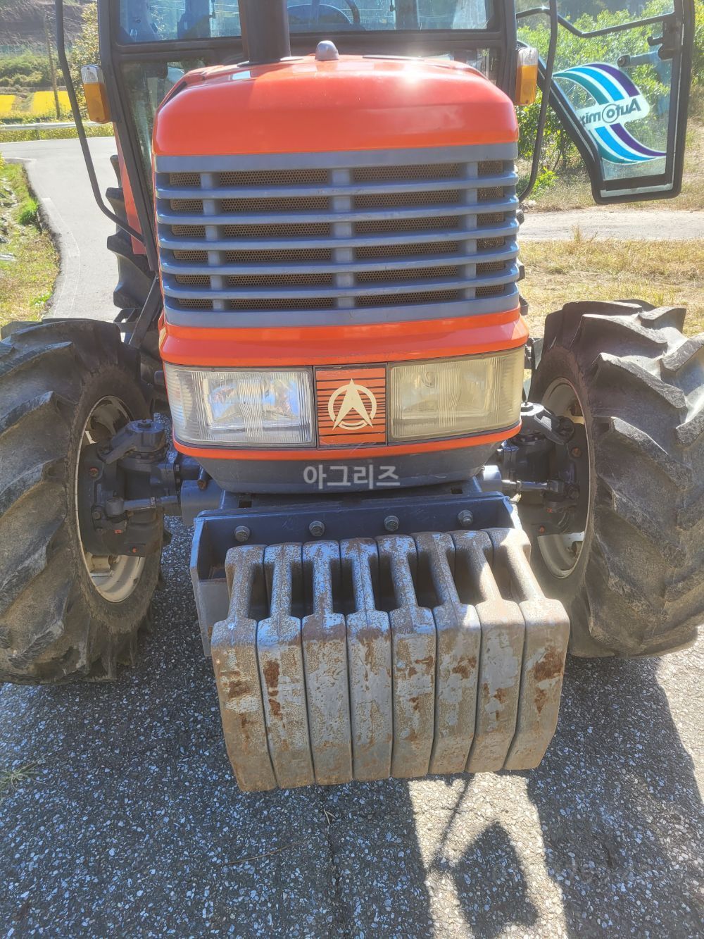 Daedong Tractor D52 (52hp) 뒤우측면
