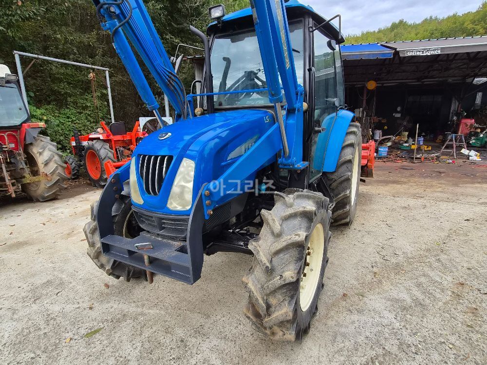 LS Tractor U55U55 (55hp) 뒤우측면