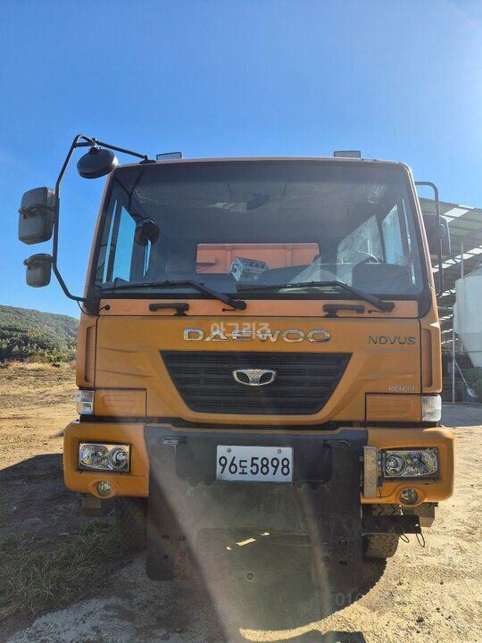 대우 노브스4륜덤프 이텍산업4륜덤프 이텍산업사륜덤프 앞좌측면