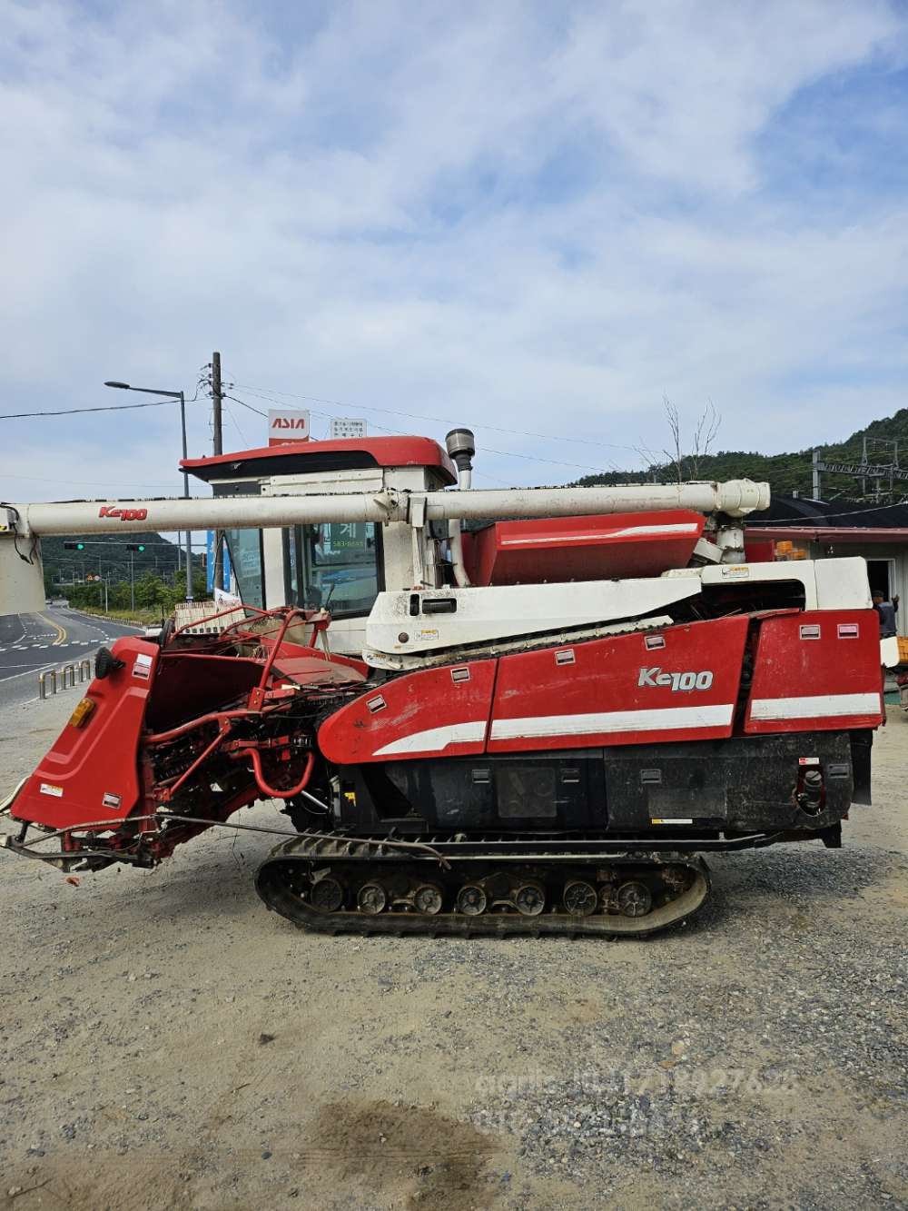 Kukje Combine Harvester KC100-CX (6Rows) 뒤우측면