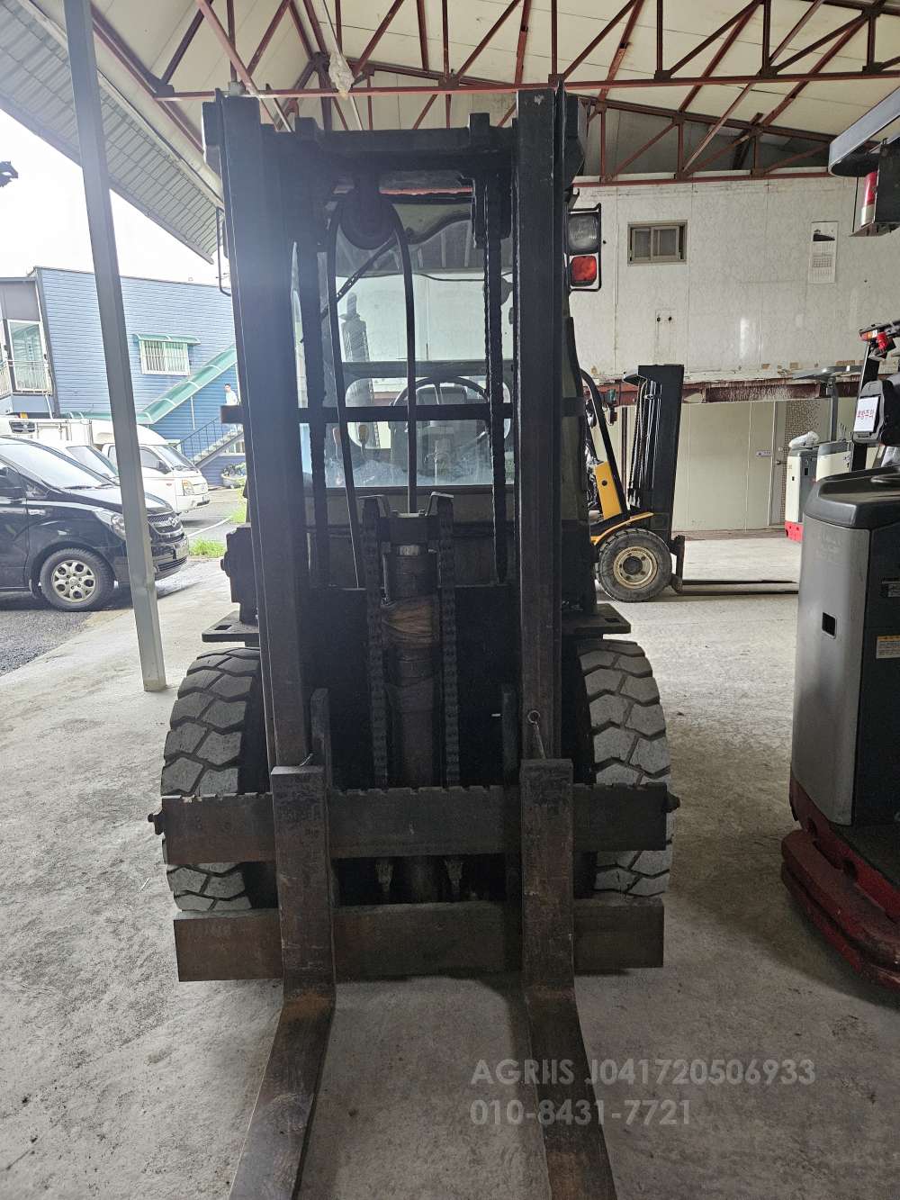  Forklift 지게차  뒤우측면