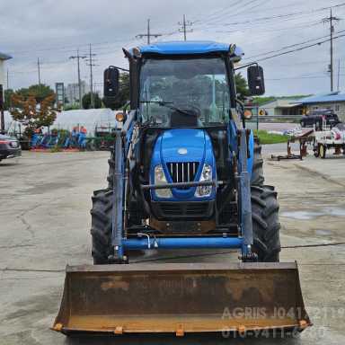 LS 트랙터 U6162 (62마력) 앞좌측면