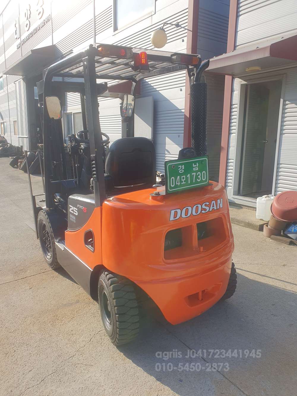 Doosan Forklift D25SE-5  뒤우측면