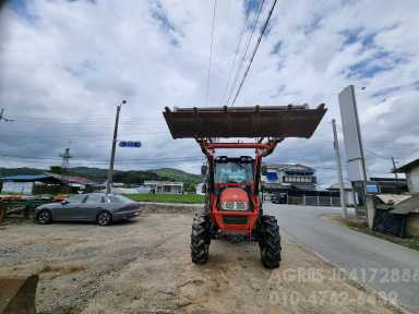 대동 트랙터 MX70 (70마력) 앞좌측면