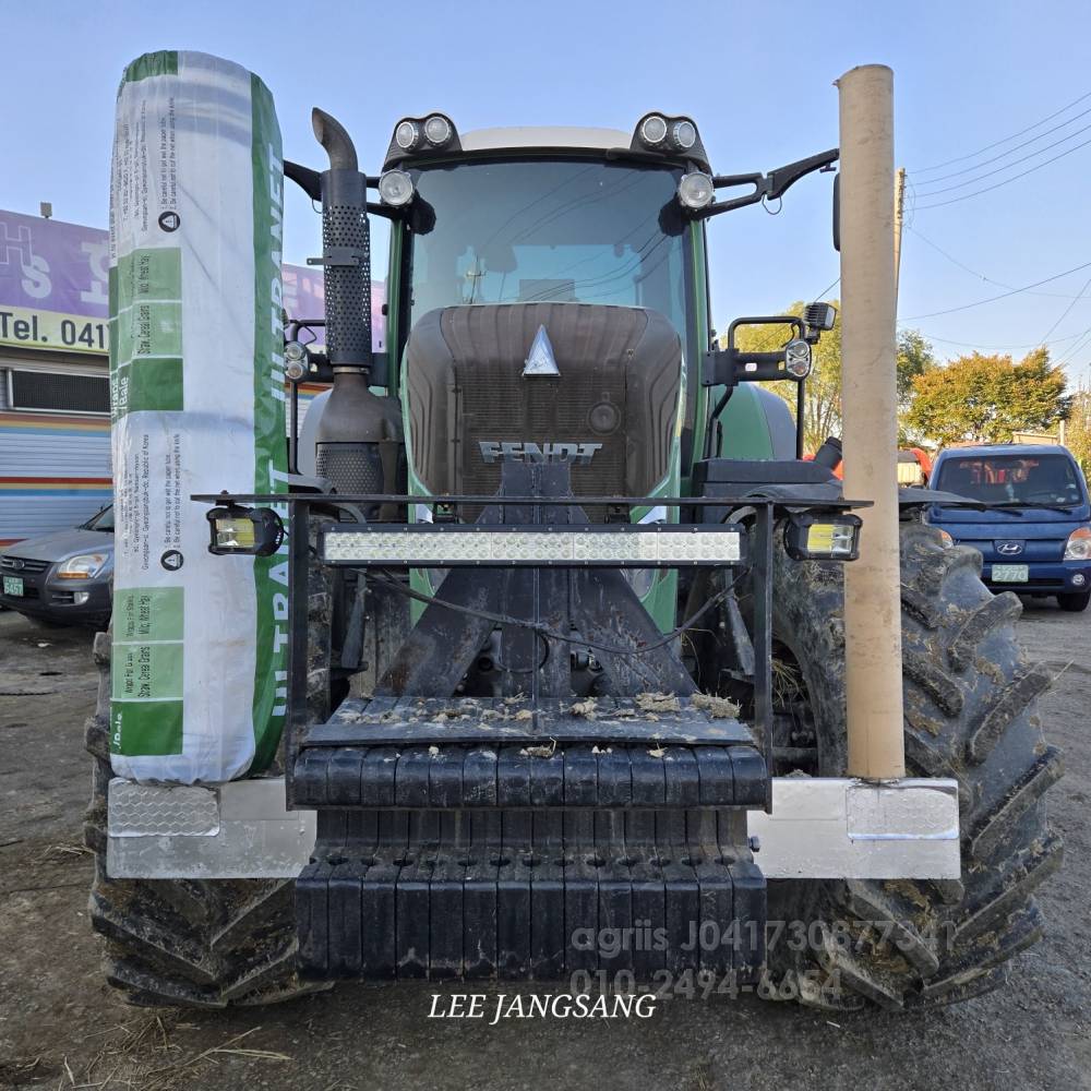 FENDT 트랙터 828 뒤우측면