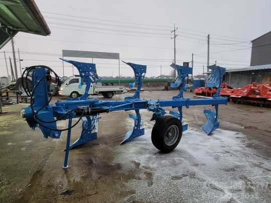  Plow -  앞좌측면