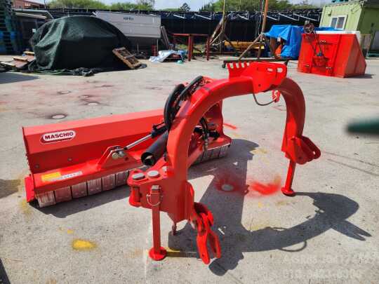 마스키오 굴절식 제초기 트랙터 굴절식 제초기 GIR160 앞좌측면