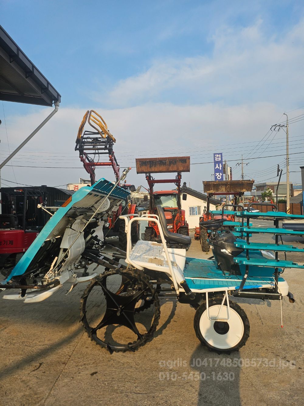 Kubota Rice transplanter NSD8 (8Rows) 뒤우측면