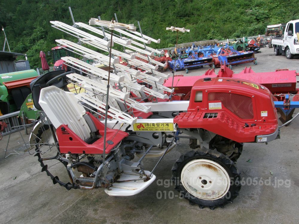 죽암이양기 부품용 죽암이양기 부품용 죽암이양기 부품용RX-60승용6조 뒤우측면