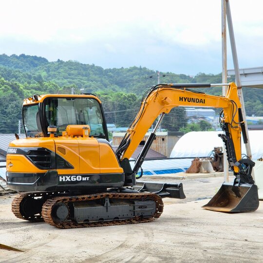 Hyundai Excavator HX60MT (6.0톤) 앞좌측면