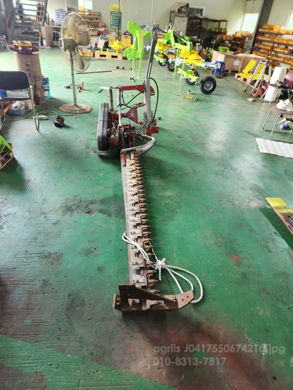  제초기 BF 210 뒤우측면