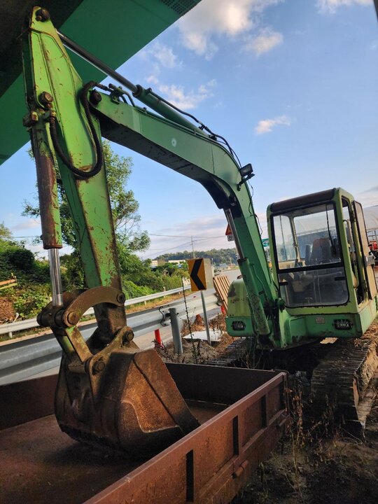 두산중공업 굴삭기  굴삭기 02굴사키 솔라 55v (4톤) 앞좌측면