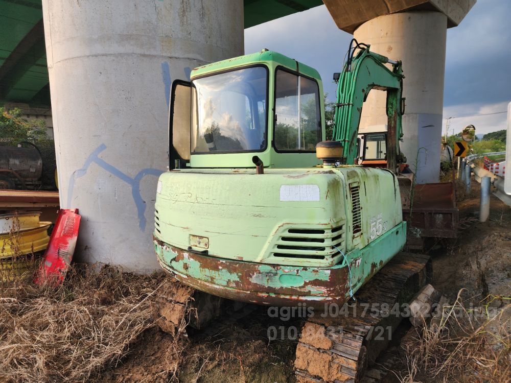 두산중공업 굴삭기  굴삭기 02굴사키 솔라 55v (4톤) 뒤우측면