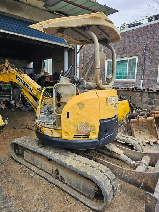  Excavator vio35-5b (3.5톤) 앞좌측면