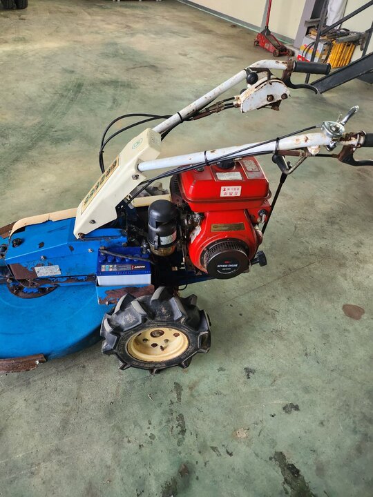  Speed Sprayer 한성보행제초기  앞좌측면