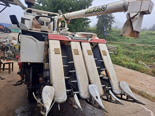 Yanmar Combine Harvester AW465 (4Rows) 앞좌측면
