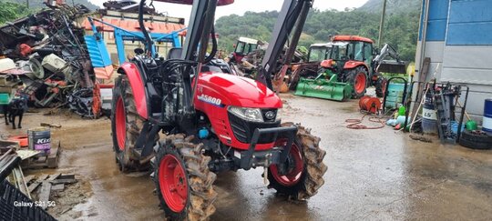 Kukje Tractor A5800 (58hp) 앞좌측면