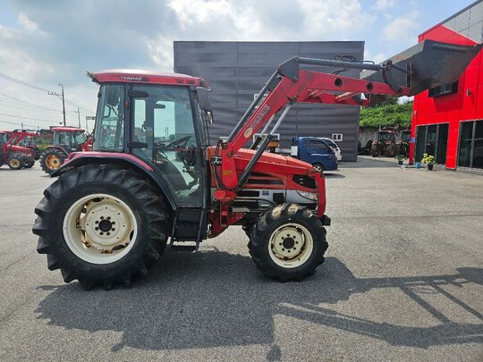 Yanmar Tractor EG765 (65hp) 앞좌측면