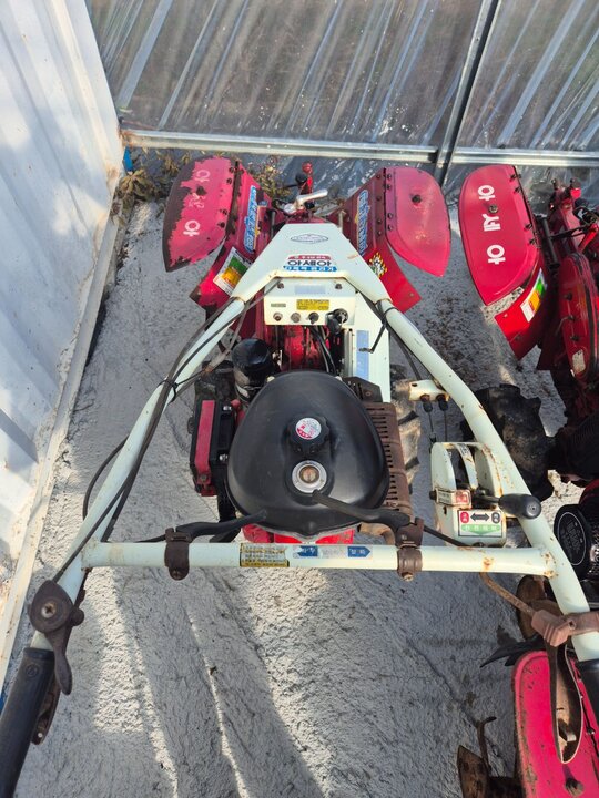 Shibaura Cultivator AMC-880SM (6.5hp) 앞좌측면