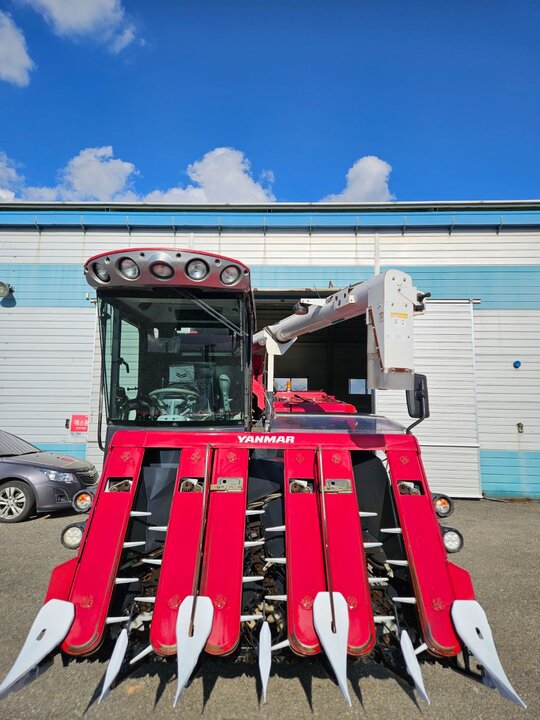Yanmar Combine Harvester YH6115 (6Rows) 앞좌측면