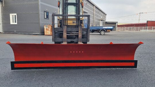 대성제설기 제설기(지게차용) 지게차용 앞좌측면