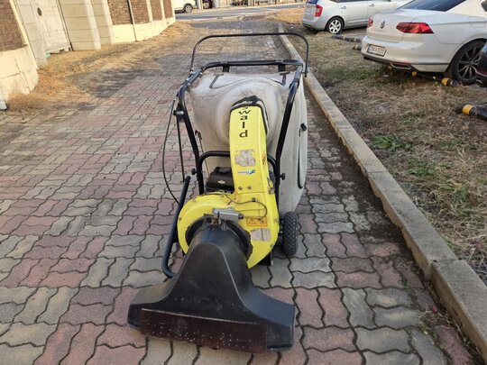  낙엽청소기 오스왈드  앞좌측면