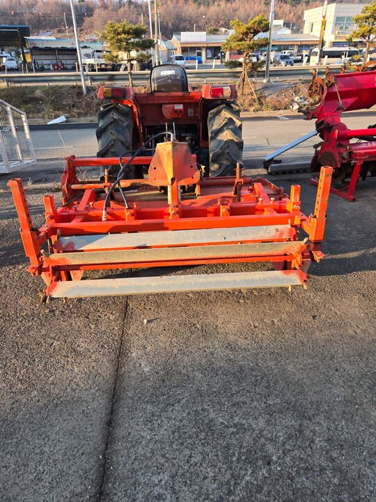 대동 트랙터 L3503-D (35마력) 앞좌측면