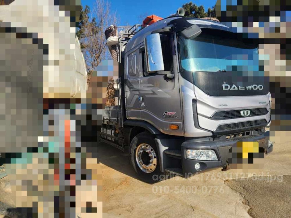  카고차 8.8,m 6톤구변 뒤축  뒤우측면