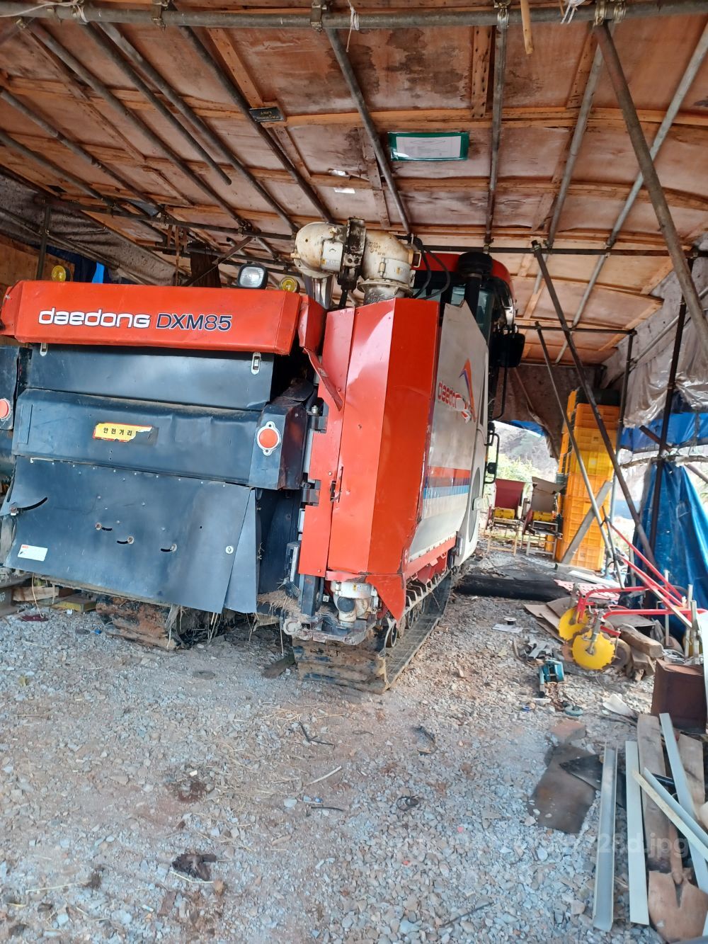 대동 콤바인 DXM85 (5조식) 뒤우측면