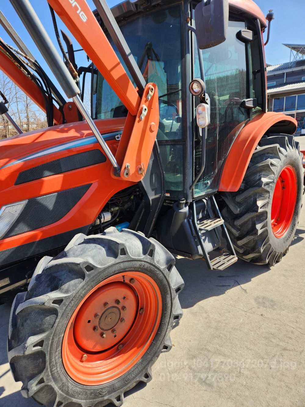 대동 트랙터 PX800 (80마력) 뒤우측면