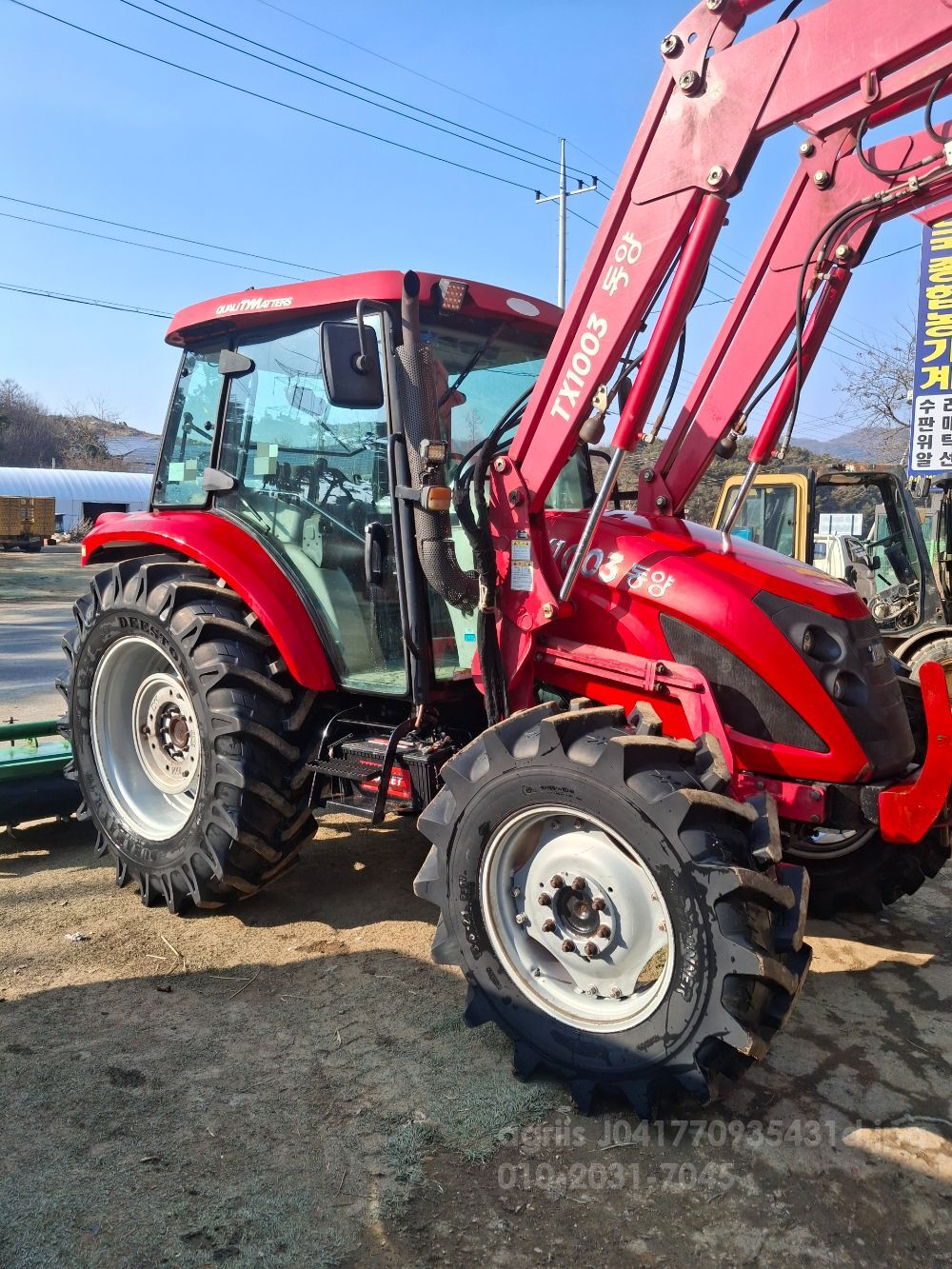 TYM 트랙터 TX1003 (102마력) 뒤우측면