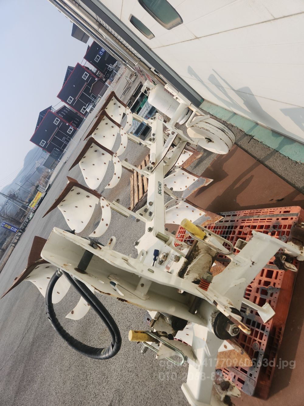 일본스가노쟁기 쟁기 스가노ROY125 뒤우측면