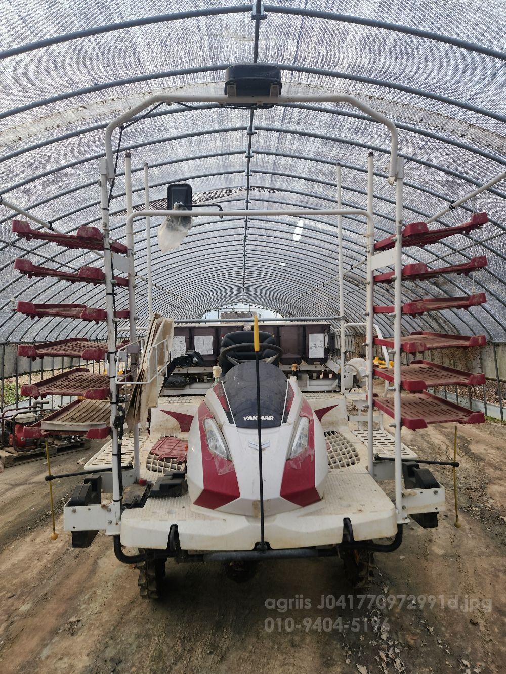 Yanmar Rice transplanter YR6DZAG (6Rows) 뒤우측면
