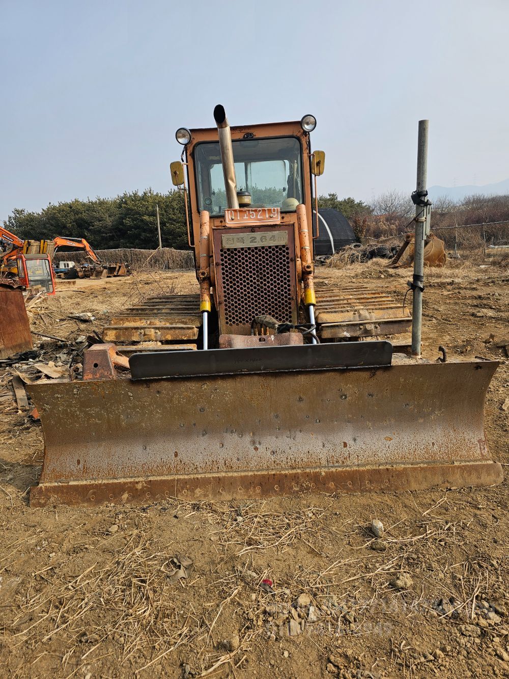 캐터필러불도쟈 캐터필러소형불도자(8p)급 D3c캐터필라불도쟈 뒤우측면