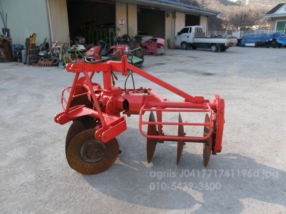 대원6련원판쟁기 대원6련원판쟁기 대원6련원판쟁기 뒤우측면