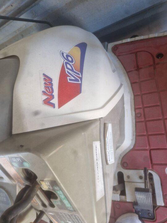 얀마 이앙기 VP6 (6조식) 앞좌측면