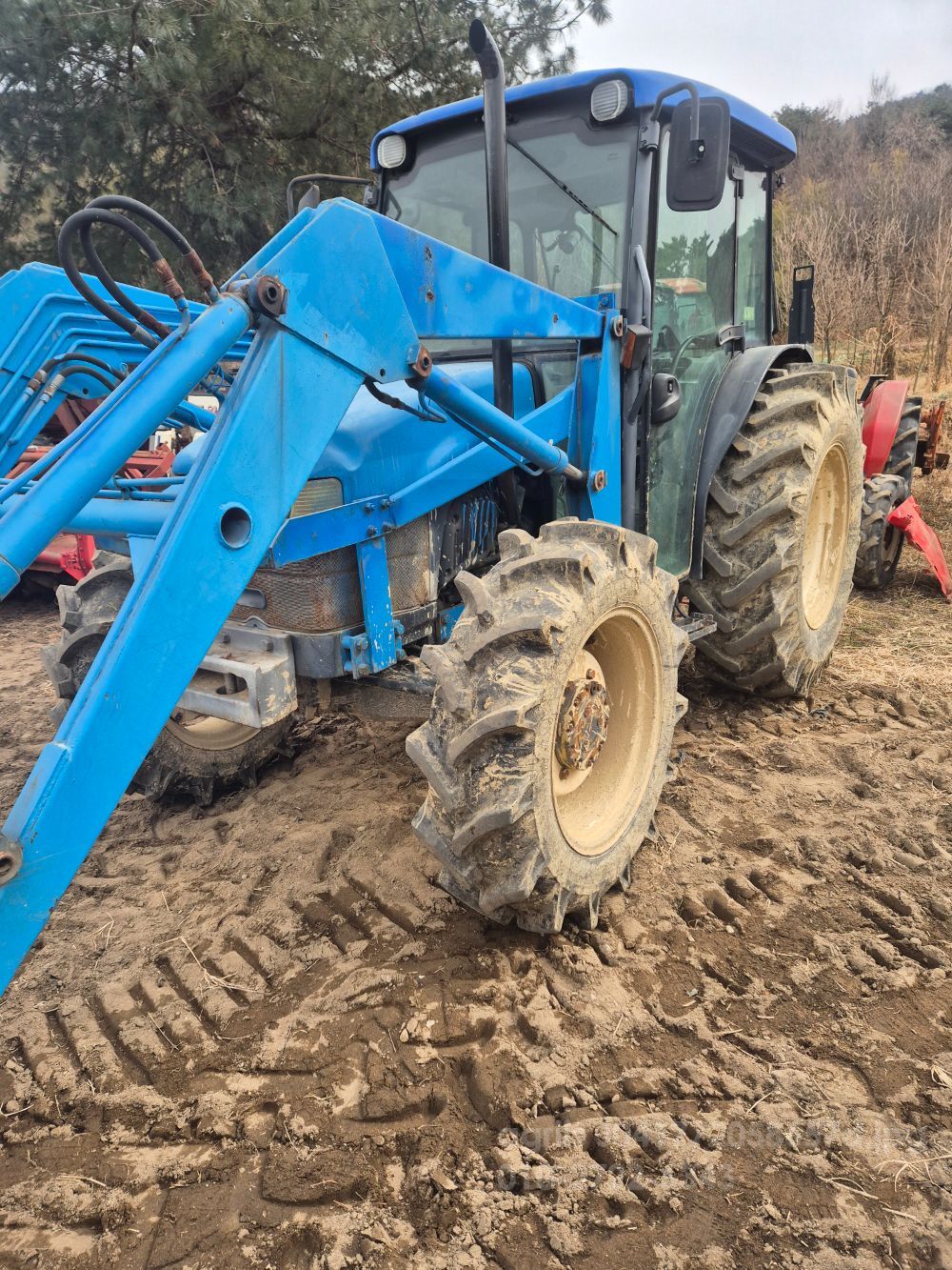 뉴홀랜드 트랙터 TN75D (75마력) 뒤우측면