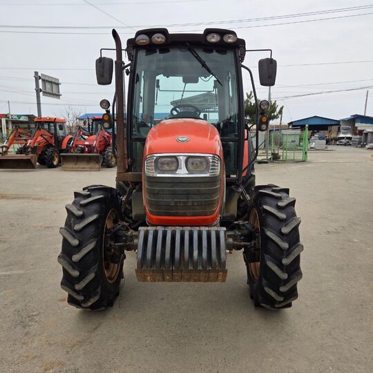 대동 트랙터 MX70 (70마력) 앞좌측면