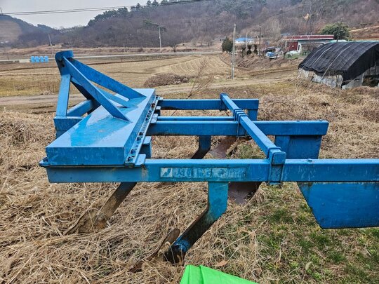  Plow 쟁기  앞좌측면