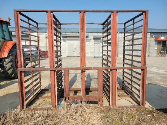  트랙터용 모판운반기 트랙터용 모판운반기 앞좌측면