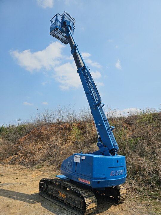  고소작업대 sr123  앞좌측면