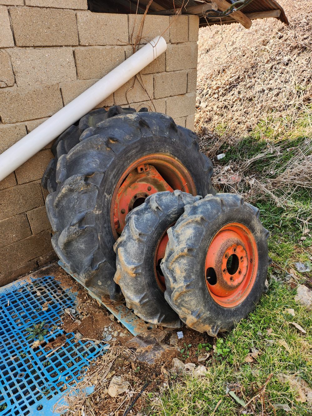 대동 트랙터 L3503 (35마력) 뒤우측면