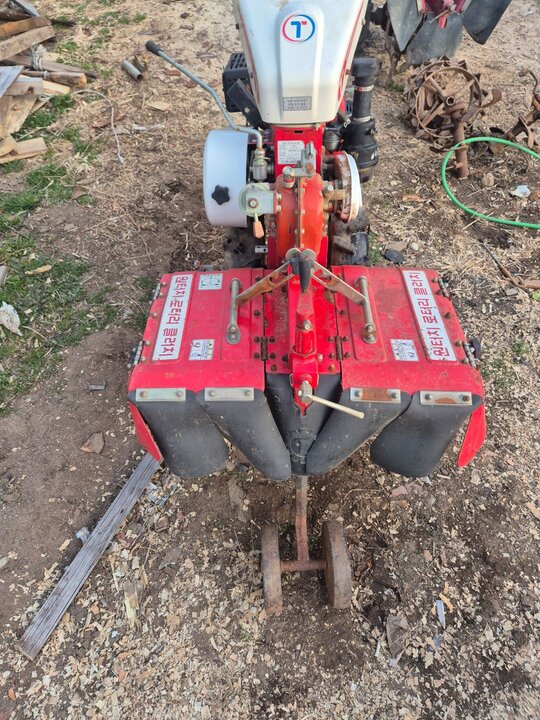  Cultivator TKC-1100 (7hp) 앞좌측면