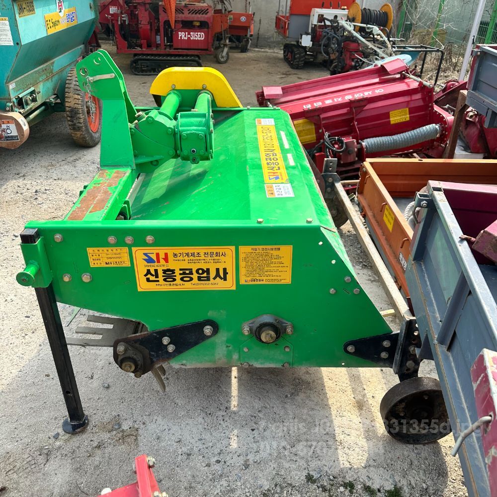  트랙터용 제초기 SH-1500MD  뒤우측면