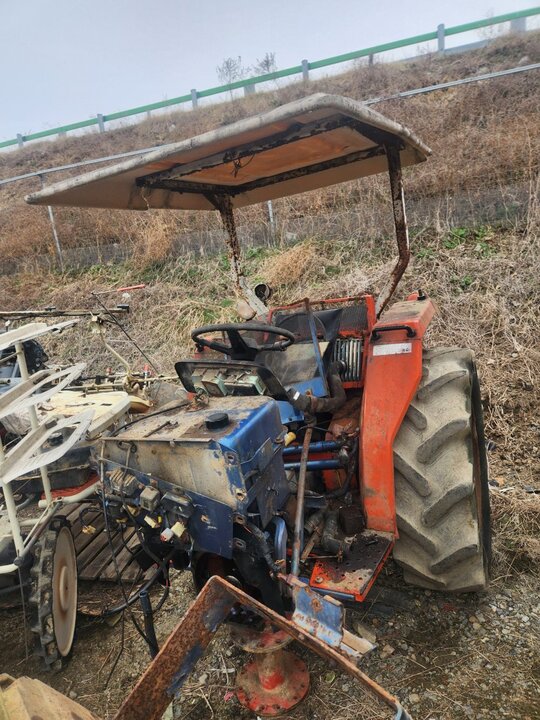 Daedong Tractor L3502 (35hp) 앞좌측면