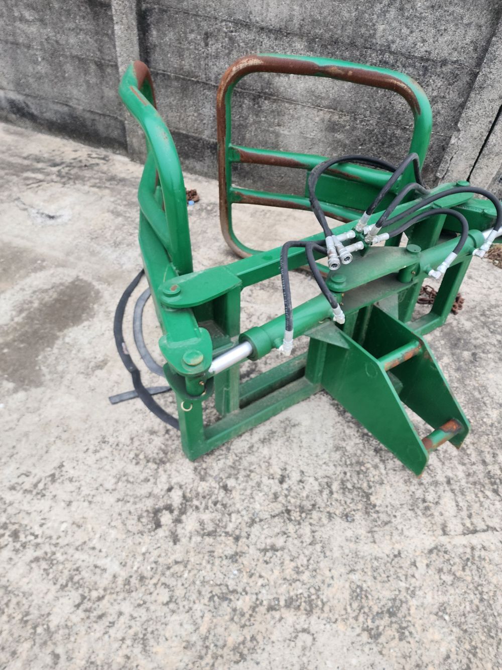  Bale Gripper 베일집게  뒤우측면